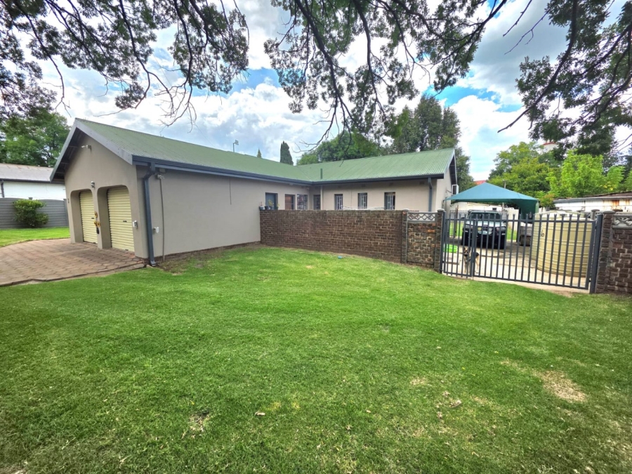 3 Bedroom Property for Sale in Eureka Free State